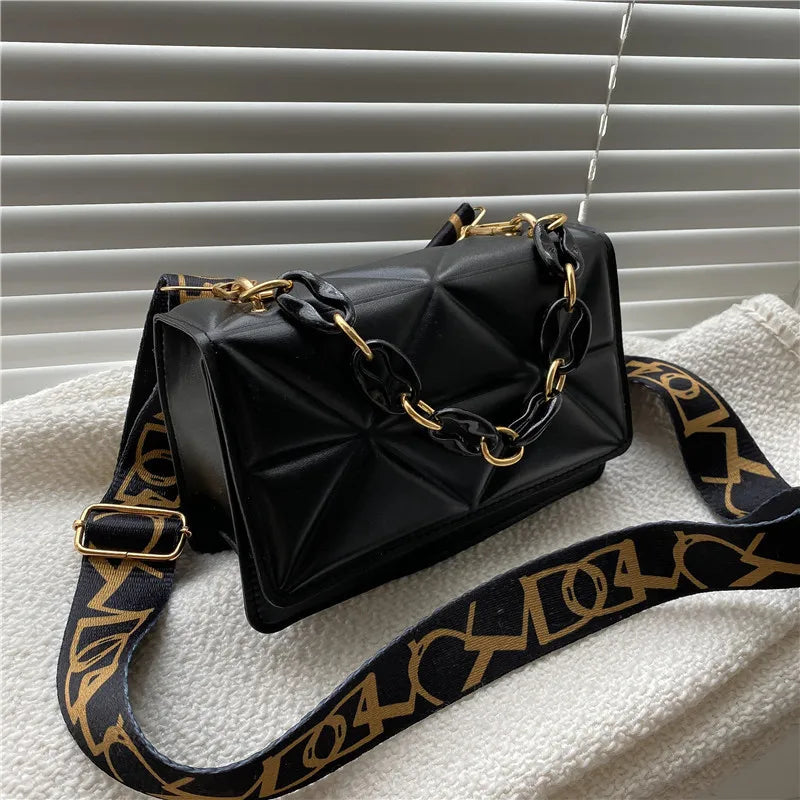 Sac Bandoulière Matelassé en Cuir PU avec Chaîne pour un Style Quotidien