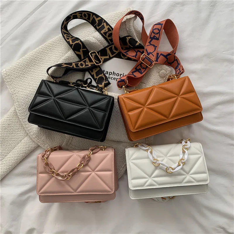 Sac Bandoulière Matelassé en Cuir PU avec Chaîne pour un Style Quotidien