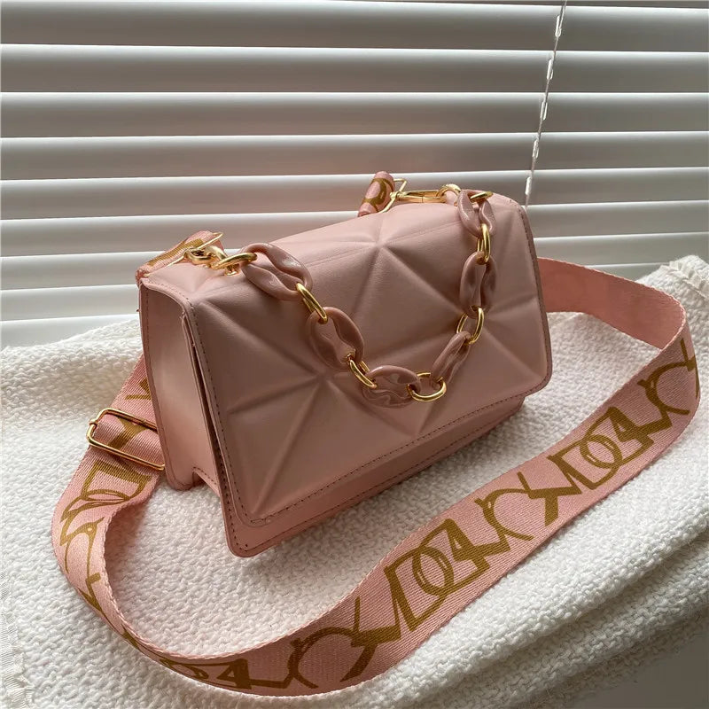 Sac Bandoulière Matelassé en Cuir PU avec Chaîne pour un Style Quotidien