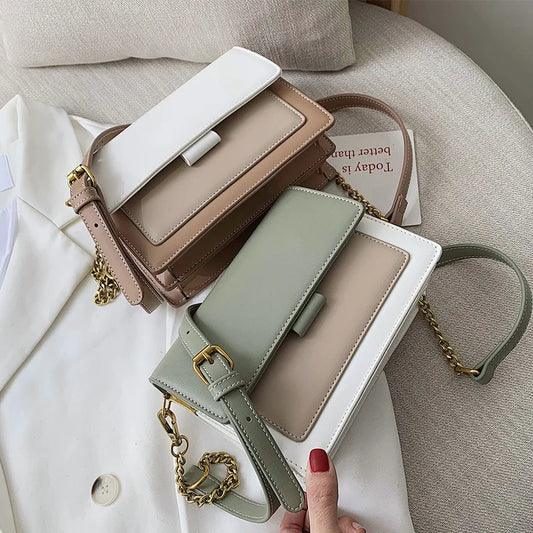 Sac à bandoulière en cuir PU tendance avec chaîne et pochette mode