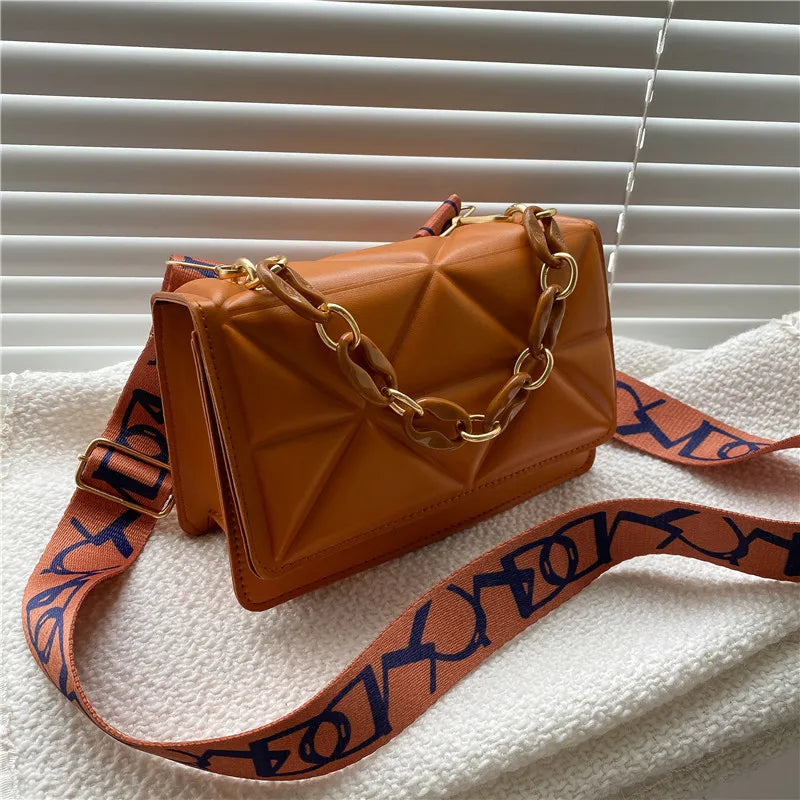 Sac Bandoulière Matelassé en Cuir PU avec Chaîne pour un Style Quotidien
